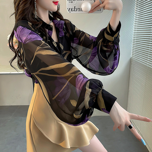 气质翻领花衬衣2024新款女宽松灯笼袖上衣女士时尚衬衫洋气雪纺衫