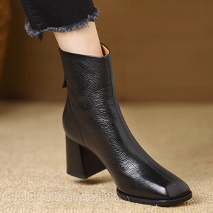 头层牛皮2024秋冬季 气质尖头短靴显瘦百搭高跟防水台马丁靴女 新款