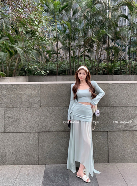 TT Unicom韩系气质修身显瘦长袖上衣+高腰半身裙