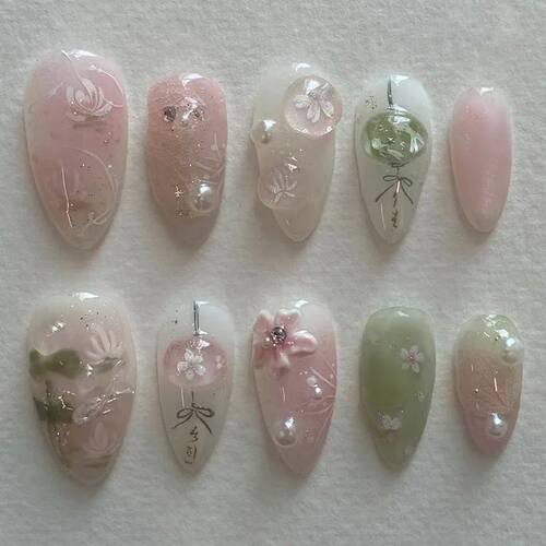 24pcs Sweet Almond Fake Nail Tips Hand-painted Flower Pearl