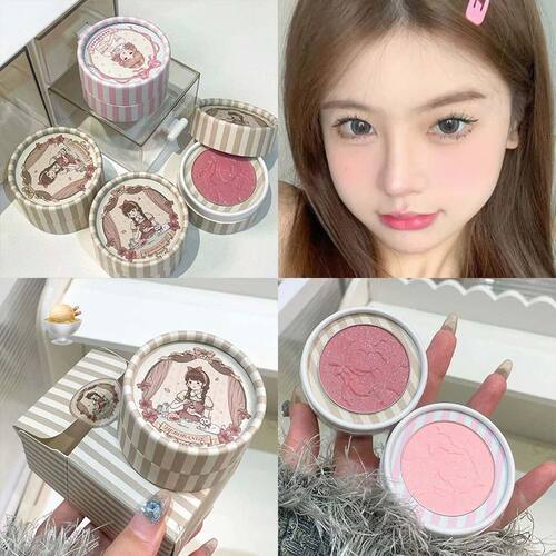 Three Dimensional Embossed Blush Fine Powder Monochrome Smoo