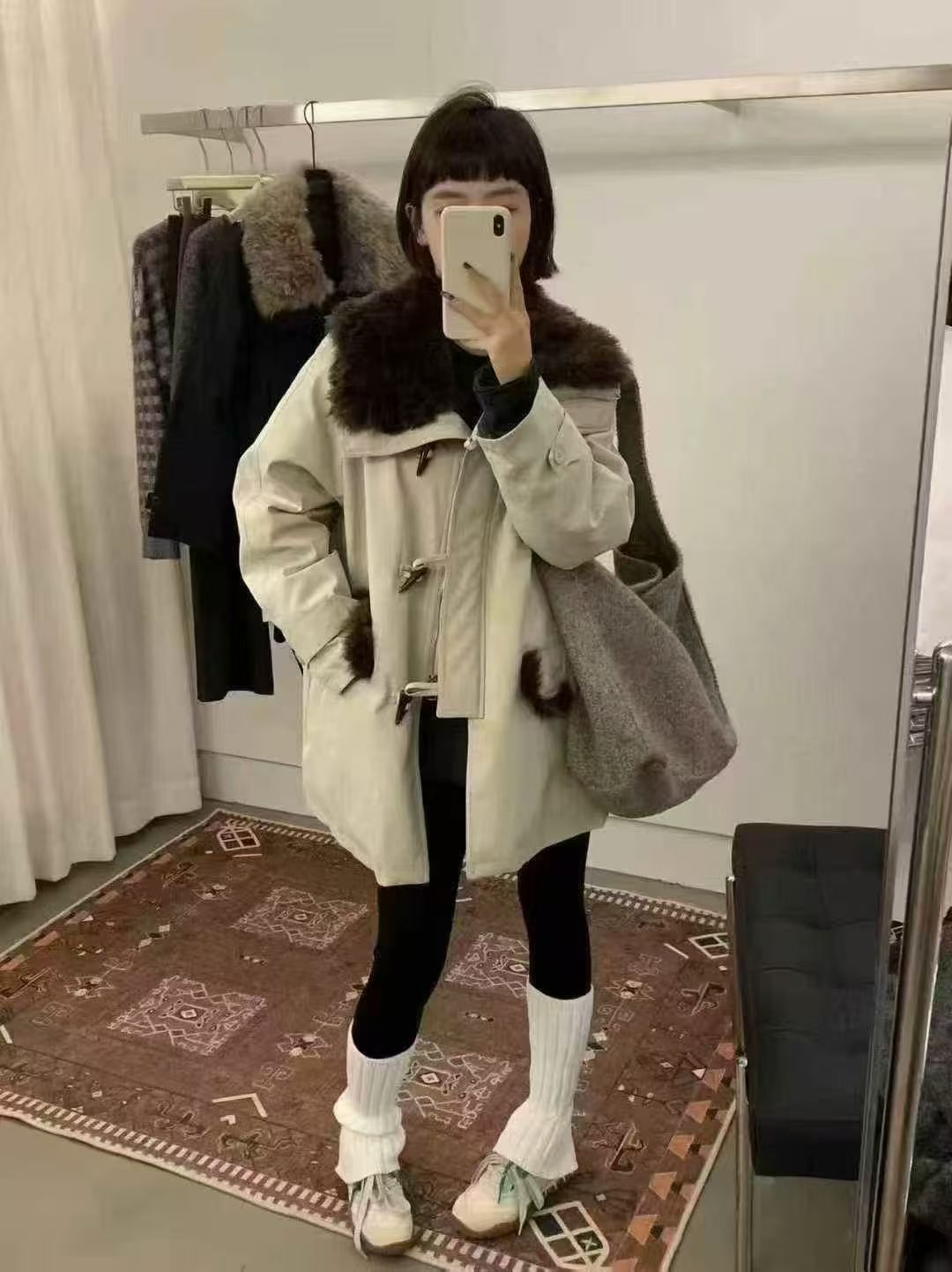 2025新款韩版时尚百搭宽松休闲大翻领牛角扣外套