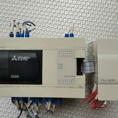 议价正品PLC，型号FX3GA-40MR-CM，FX2N