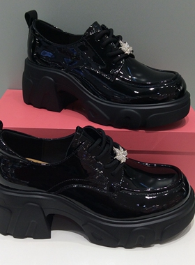 HS262511哈森2026厚底乐福鞋女黑色漆皮水钻增高小个子英伦风单鞋