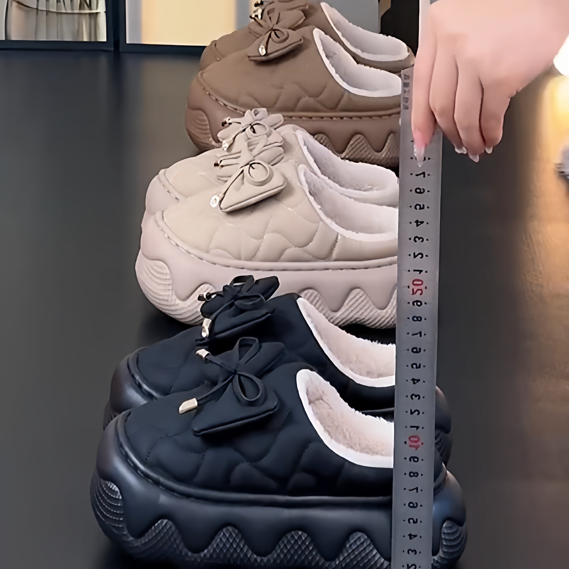 拖鞋冬季保暖加绒加厚棉拖鞋女款2025新款爆款增高防水PU厚底外穿