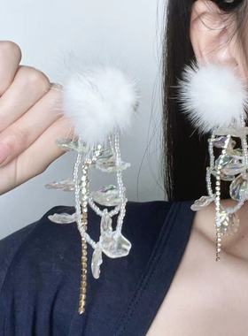 秋冬白色毛球串珠花瓣流苏耳环超仙甜美公主风少女感高级耳饰新款