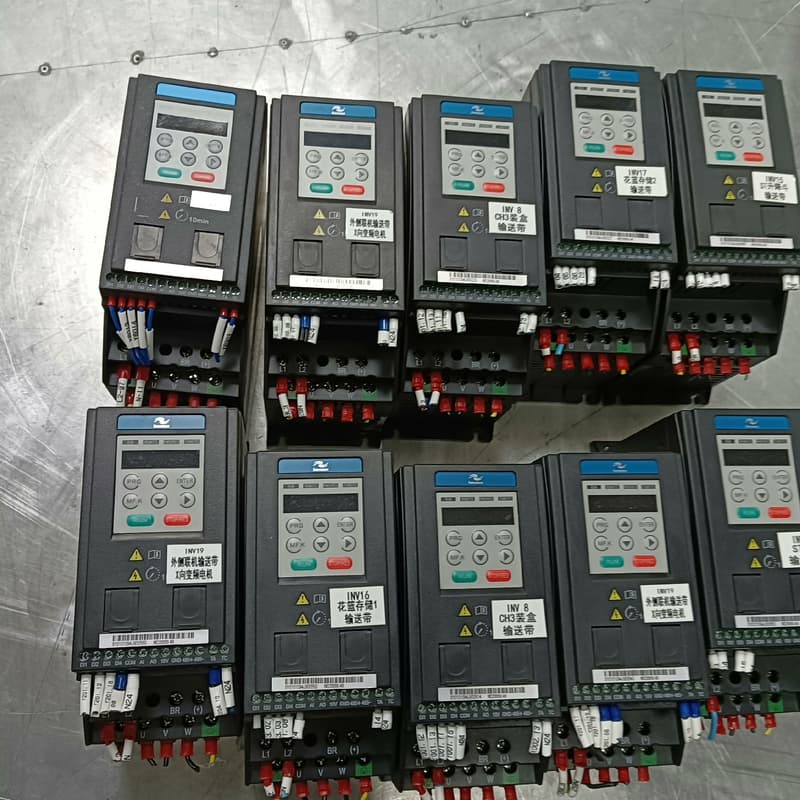 出二手拆机汇川变频器MD200S0.4B-XD，400W，4--议价商品