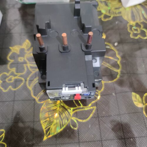 施耐德热过载继电器LRD-D3359C保护器 全新一台，包装--议价商品