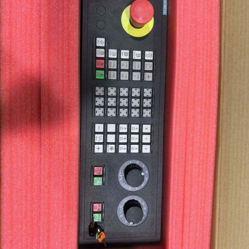 6FC5303-0AF22-0AA1 西门子操作面板，原装，--议价商品