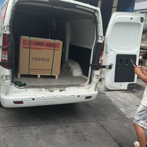 绝对是本人自用,刚买了一个月不到,刚货拉拉 带回来。买来一直-