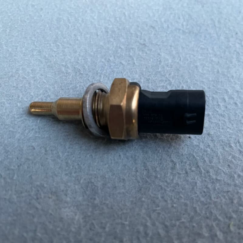 宝马水鸟 S1000水温传感器,K16 R18 F750 F--议价商品