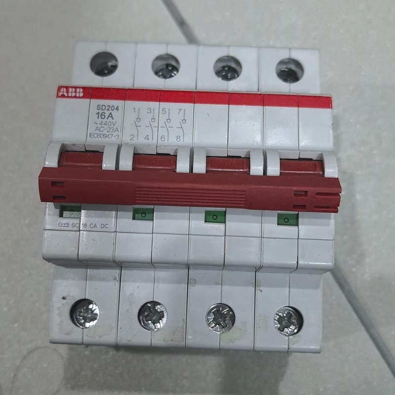 ABB隔离开关SD204,16A,4P,440V--议价商品