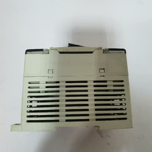 #电子元器件 三个拆机信捷扩展型号XC-E16YT，成色如图--议价商品