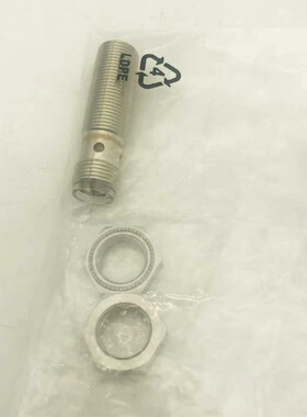 872C-D4NP12-E2 圆柱体电感式接近传感器 罗克韦--议价商品