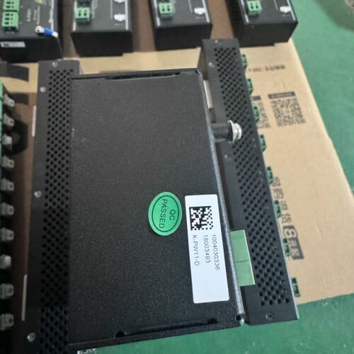 和利时K-PW01交流电源分配板+K-PW11直流电源分配板--议价商品