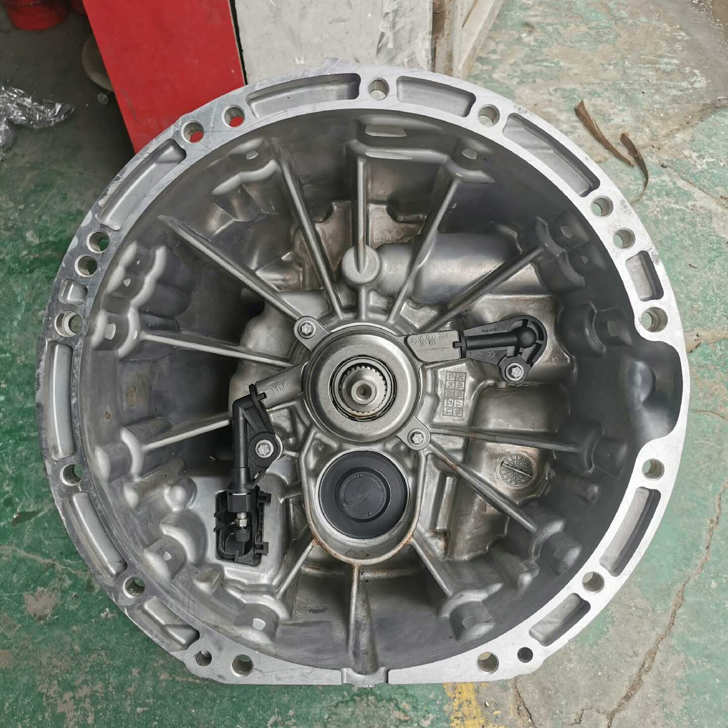 议价--福建奔驰，唯雅诺仪表，威霆仪表，进口板威霆变速箱，奔驰