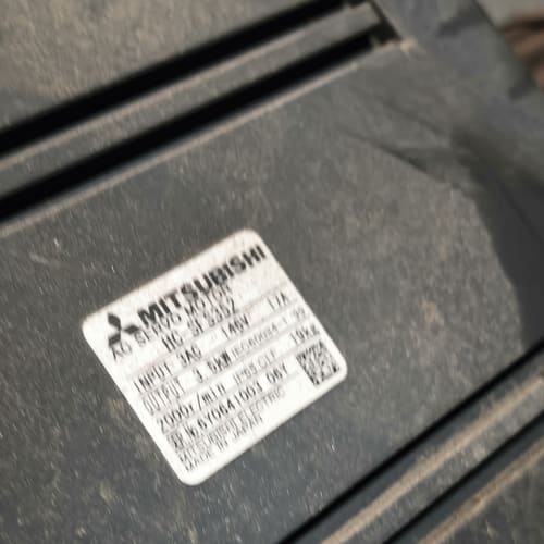 三菱伺服电机HC-SFS352,输入电压3AC 146V,输--议价商品