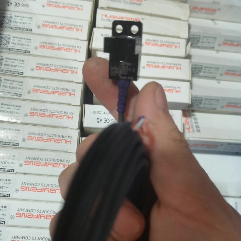 LU674-5NA，关电开关，全新库存，闲置50套，25元一--议价商品