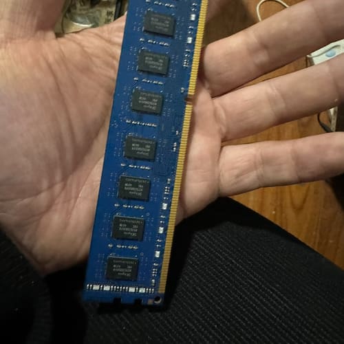 SK hynix 4GB DDR3 台式机内存条，型号HMT--议价商品