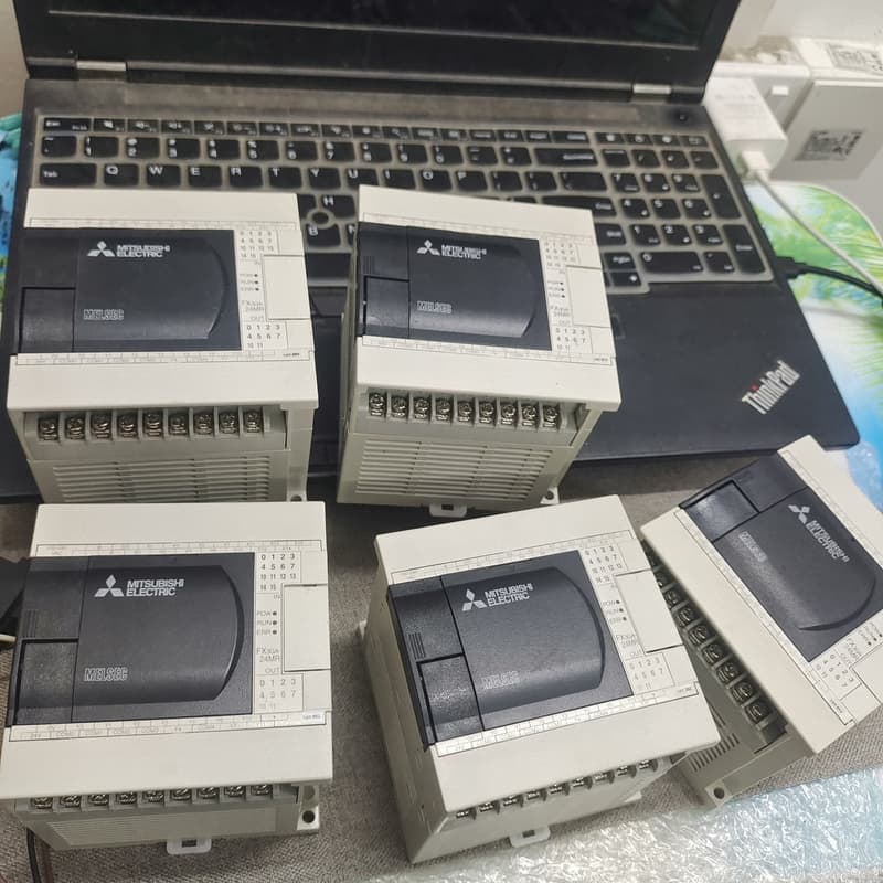 FX3GA-24MR 20年21年95新三菱原装正品plc--议价商品