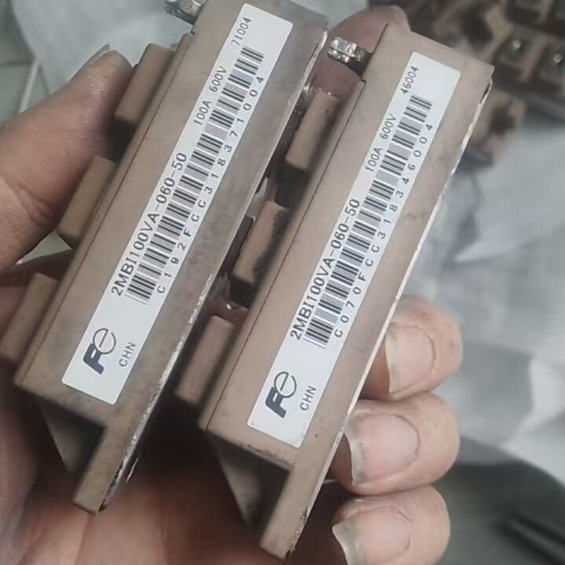 富士2MBI100VA-060-50 IGBT模块,原装拆机--议价商品