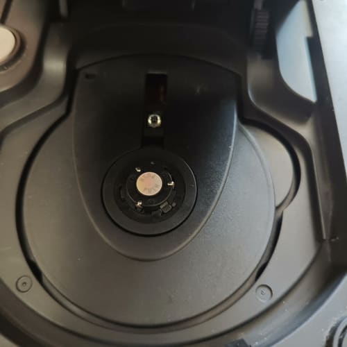 任天堂ngc游戏机，功能正常使用，读碟正常。原装110v电源--议价