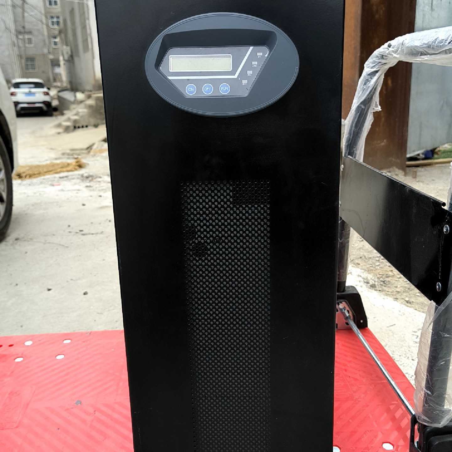 议价--OYAMA在线全新未使用UPS电源，带有软件，没有包装，具体