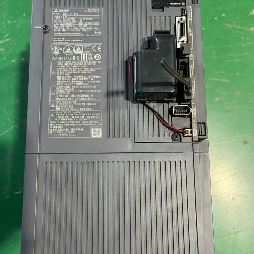 二手拆机三菱J4系列7kw套装MR-J4-700B--议价商品