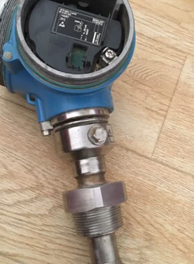 FMR57-2902/0原装正品E+H雷达液位计料位计，七成--议价商品