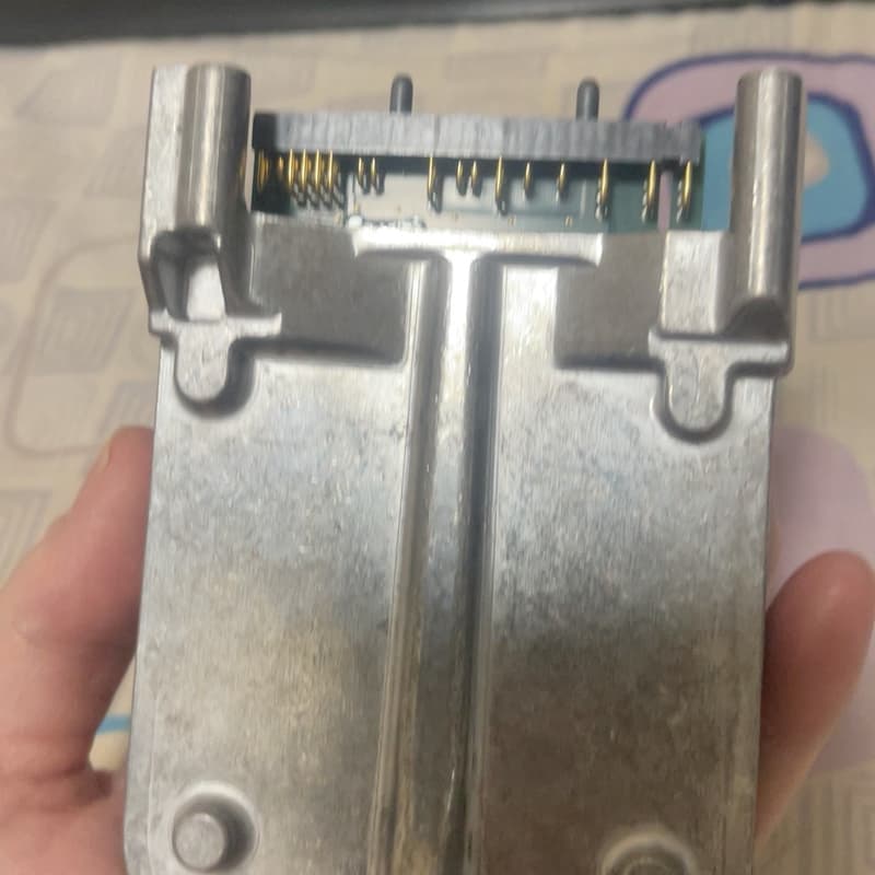 E+H300系列配件一个,网口接线板,包通电显示,没拆修,实--议价
