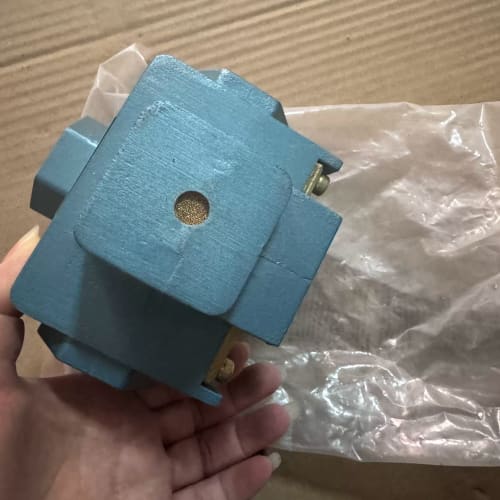 美国原装MAC电磁阀57D-53-RA,全新正品,无包装。实--议价商品
