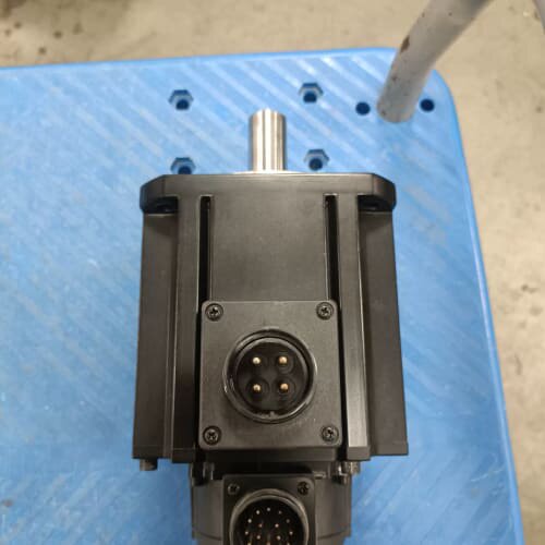 松下A6伺服电机 MDMF302L1G6M 3.0kW--议价商品
