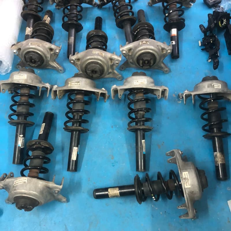 奥迪A4L B8 A5 Q5，减震器总成，避震总成，带弹簧，--议价商品