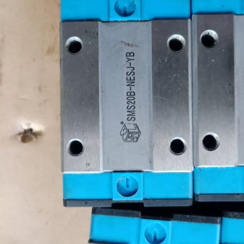 SMS20B-NESJ-YB导轨滑块,二手全新没用过--议价商品