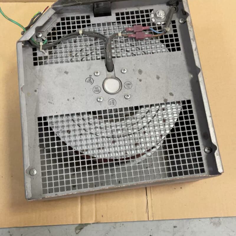 出售一台德国EBMPAPST品牌电脑散热器，型号为INTIM--议价商品