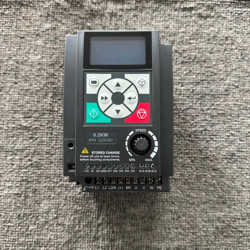 海蒙特变频器HD09-2S0P2G,0.2KW功率,220V--议价商品