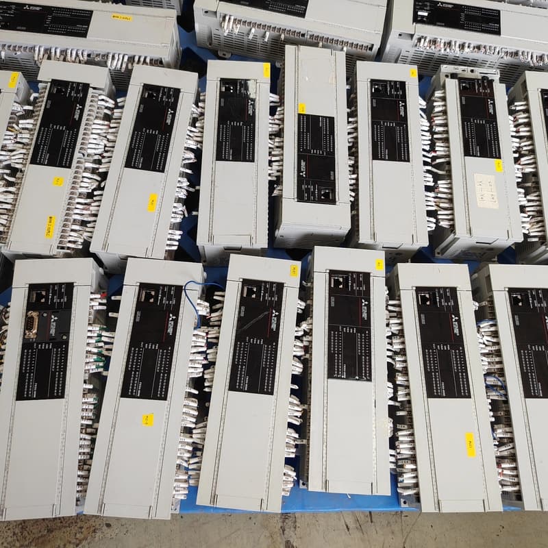 三菱FX5U-80MR/ES PLC主机，二手拆机，成色还可--议价商品