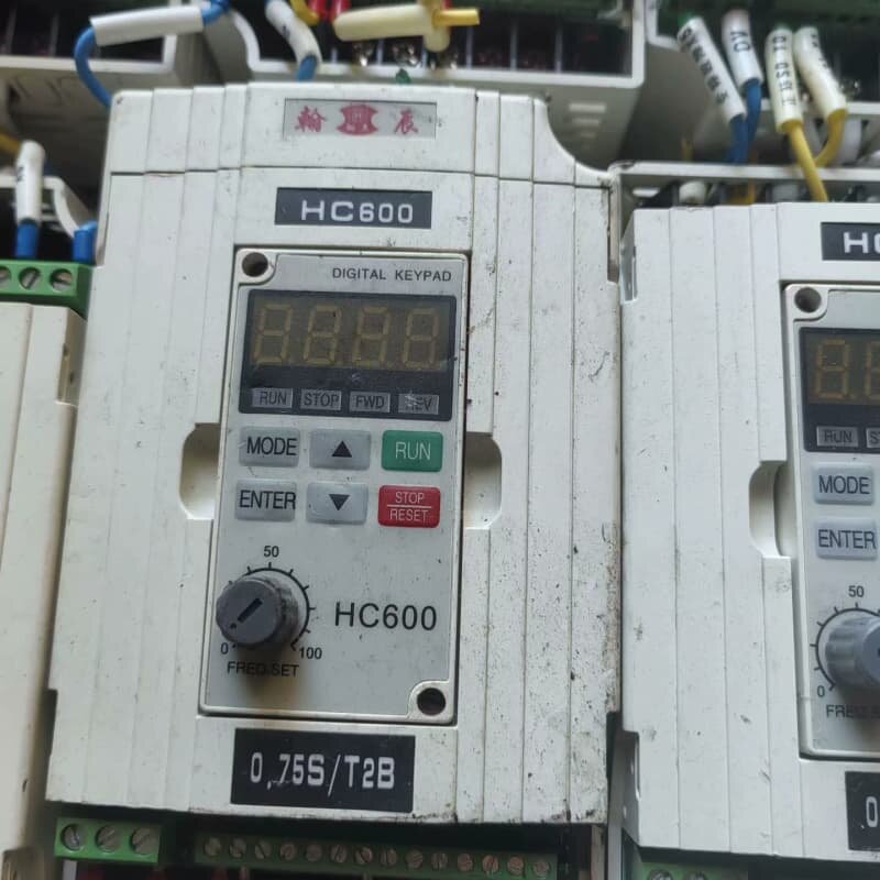 瀚辰变频器HC600-0.75S/T2B,拆机,实拍图,--议价商品
