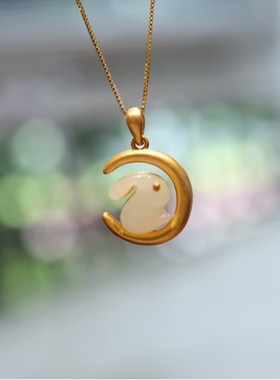 和田玉月兔项链配饰女编织饰品首饰高级感毛衣链玉石吊坠礼品批发