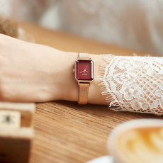 Япония и Южная Корея часы 聚利时小方表旗舰店官方正品简约网带小众石英防水女表ja-1223