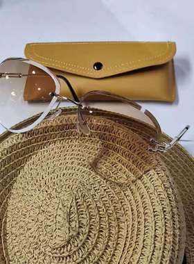 浅色超轻不压鼻梁太阳镜