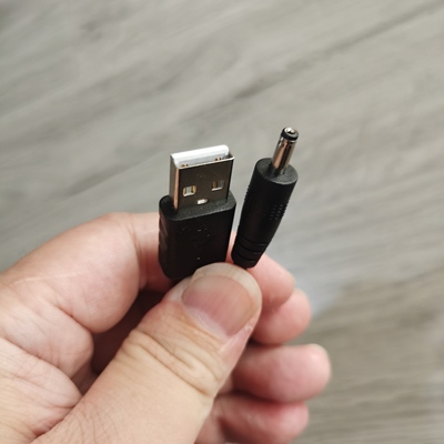 小蜜蜂德胜扩音器电源充电线