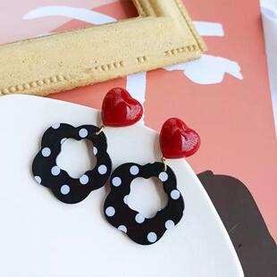 复古风潮黑白波点花花耳环红色爱心港风撞色镂空花朵耳夹气质耳饰