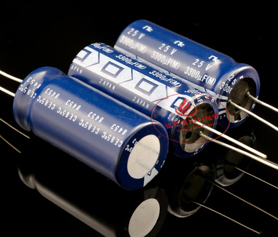 绝版老款发烧电解电容NIC3300UF