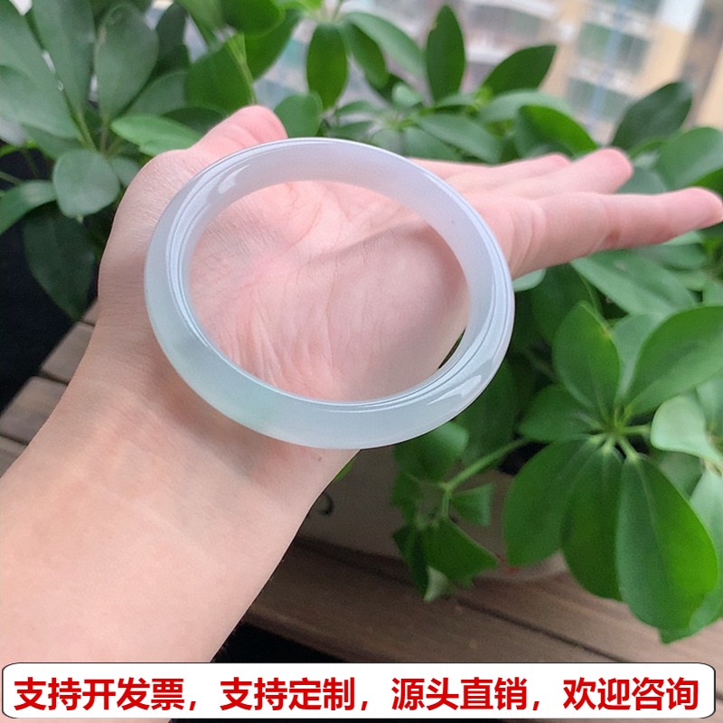 缅甸A货天然翡翠 老坑冰种白月光圆条手镯52-53小圈口 完美