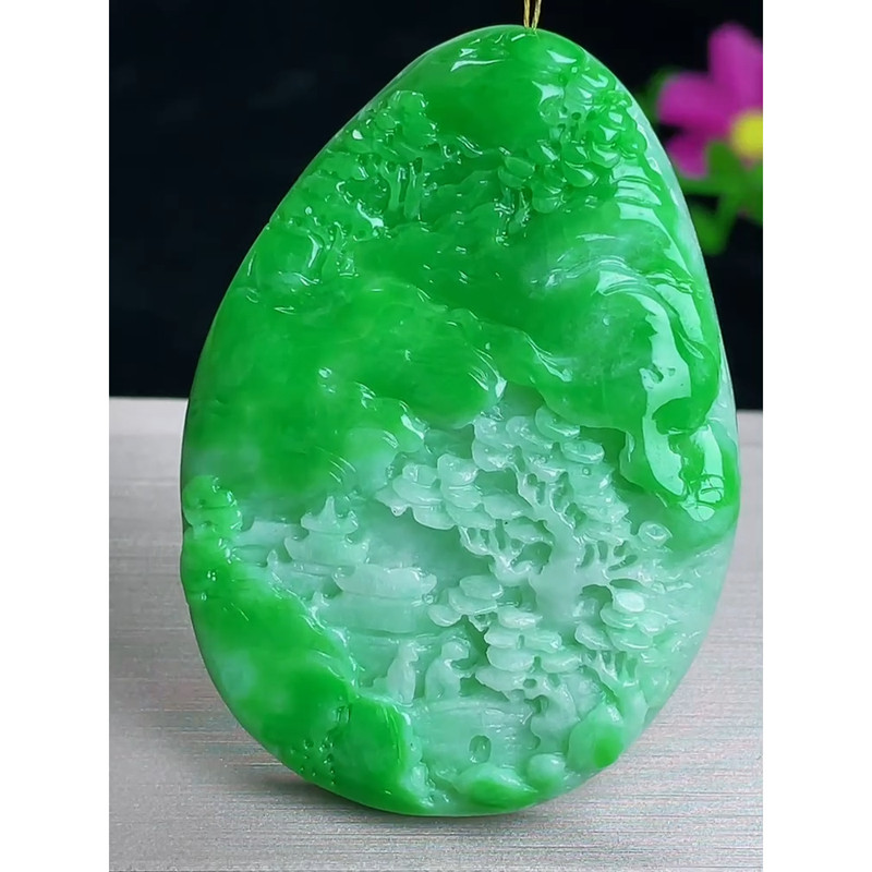 缅甸天然A货玉石翡翠 老坑冰种阳绿山水牌吊坠