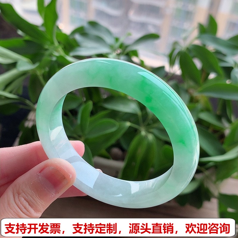 缅甸A货天然翡翠 老坑冰种飘绿正装正圈手镯54-55圈口 完美