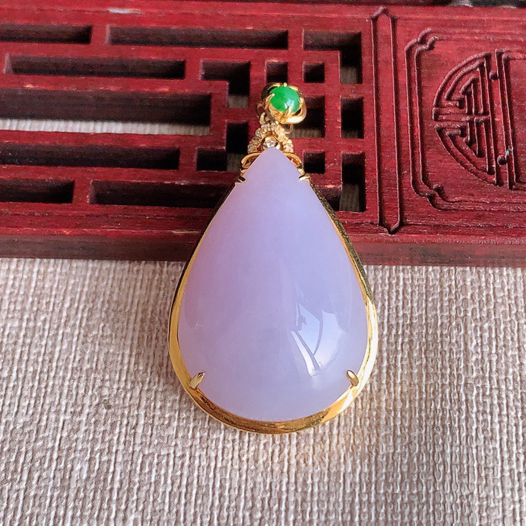 缅甸天然A货玉石翡翠 老坑冰种 手工精雕18K金镶嵌紫罗兰水滴吊坠