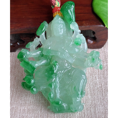 缅甸天然A货玉石翡翠 老坑冰种飘绿千手观音吊坠
