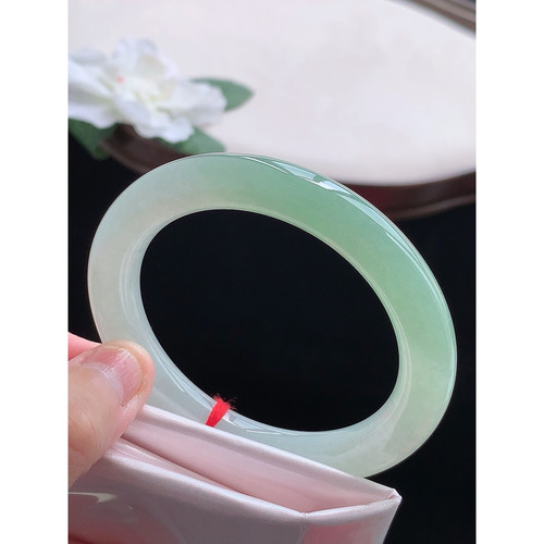 缘满家珠宝 缅甸天然A货翡翠 老坑冰种晴水圆条手镯55-56圈口